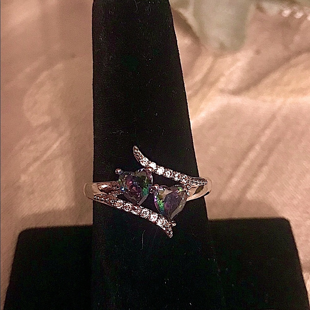 Luxurious Lady’s Ring